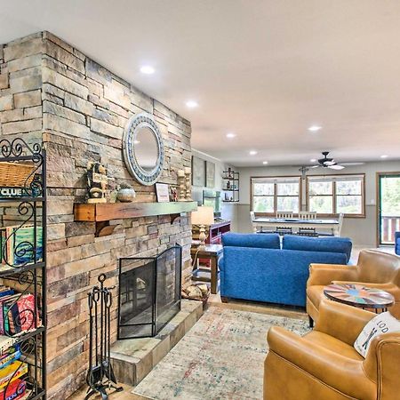 Main St Red River Ski Condo With Mountain View! Экстерьер фото
